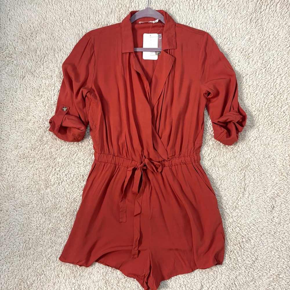 Lush Romper with Pockets Size Small